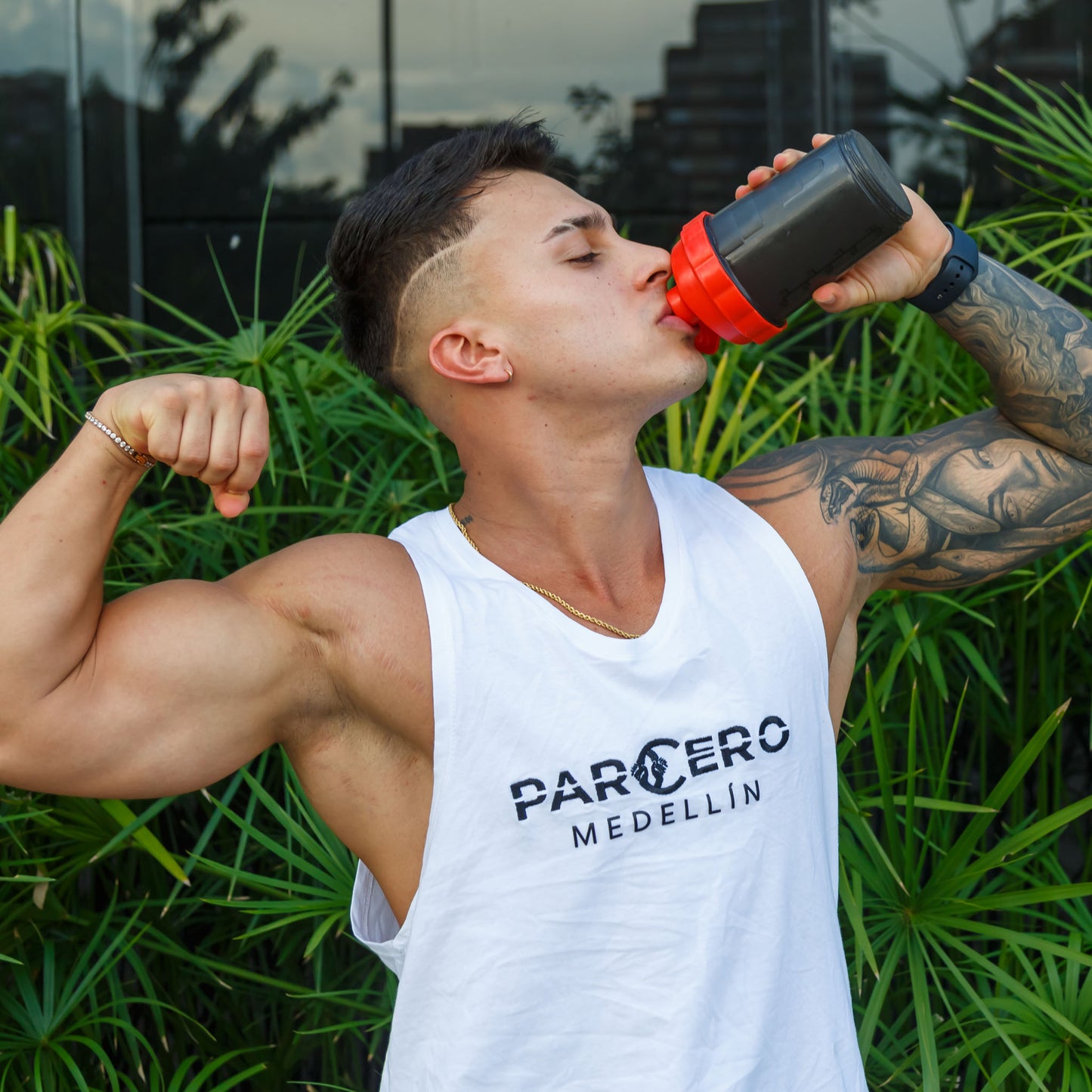 MUSCLE SHIRT AUS PIMA BAUMWOLLE MIT GROSSEM LOGO